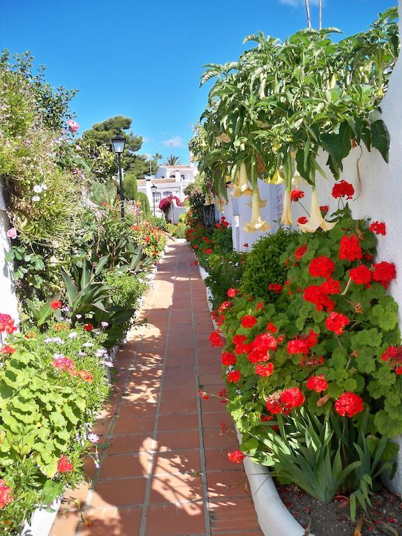Готель El Capistrano Sur Нерха Екстер'єр фото